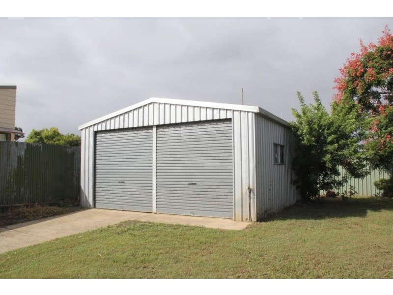 18 BUNKER AVENUE, Nanango QLD 4615