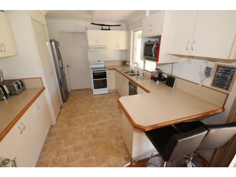 6 Anne Court, Kingaroy QLD 4610