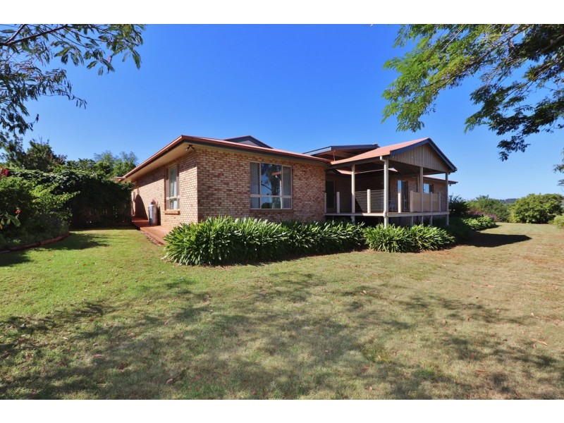 14 COUCHMANS ROAD, Kingaroy QLD 4610