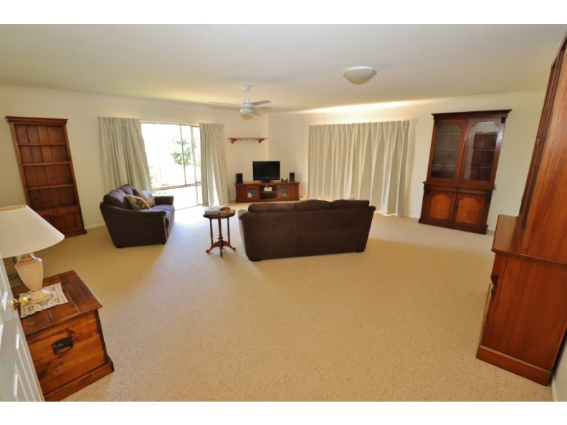 14 COUCHMANS ROAD, Kingaroy QLD 4610