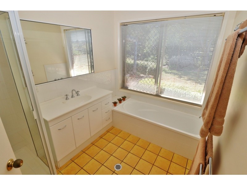 14 COUCHMANS ROAD, Kingaroy QLD 4610