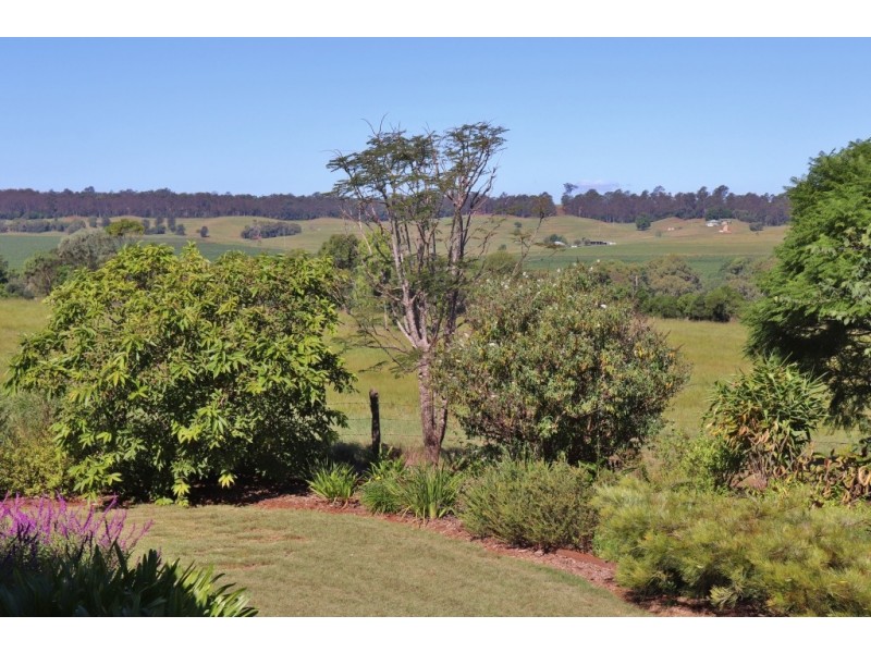 14 COUCHMANS ROAD, Kingaroy QLD 4610