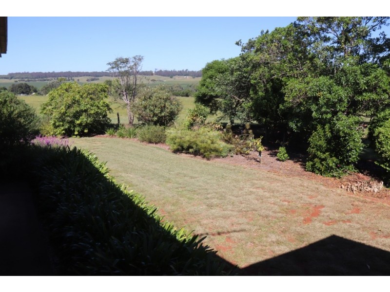 14 COUCHMANS ROAD, Kingaroy QLD 4610