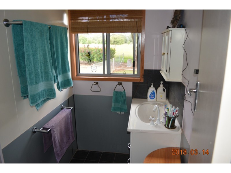 Wooroolin QLD 4608