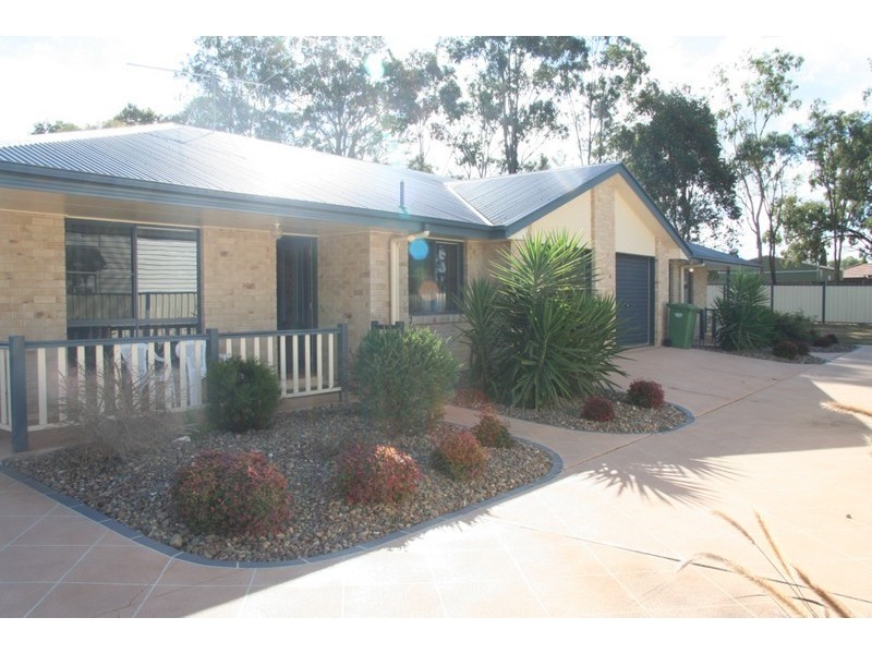 12 Martin Place, Kingaroy QLD 4610