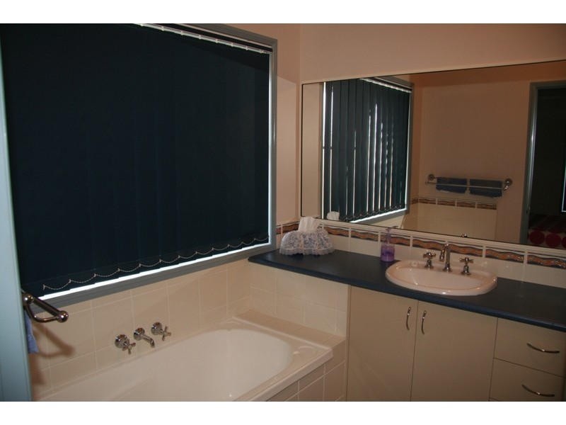 12 Martin Place, Kingaroy QLD 4610