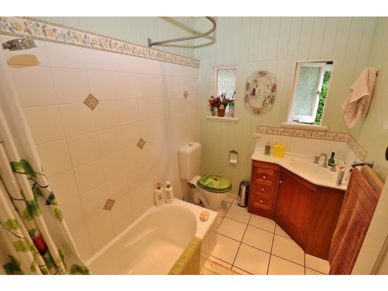 9 VENMAN STREET, Kingaroy QLD 4610