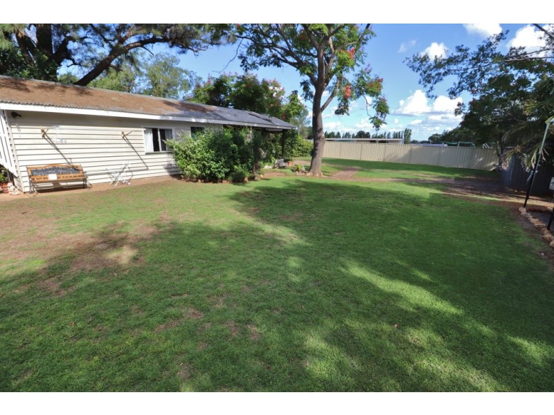 9 VENMAN STREET, Kingaroy QLD 4610