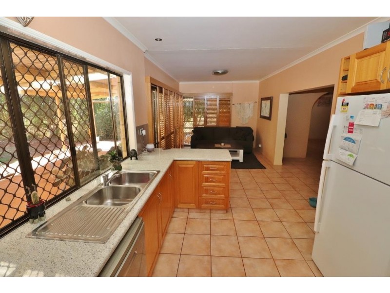 210 Lankowskis, Kingaroy QLD 4610