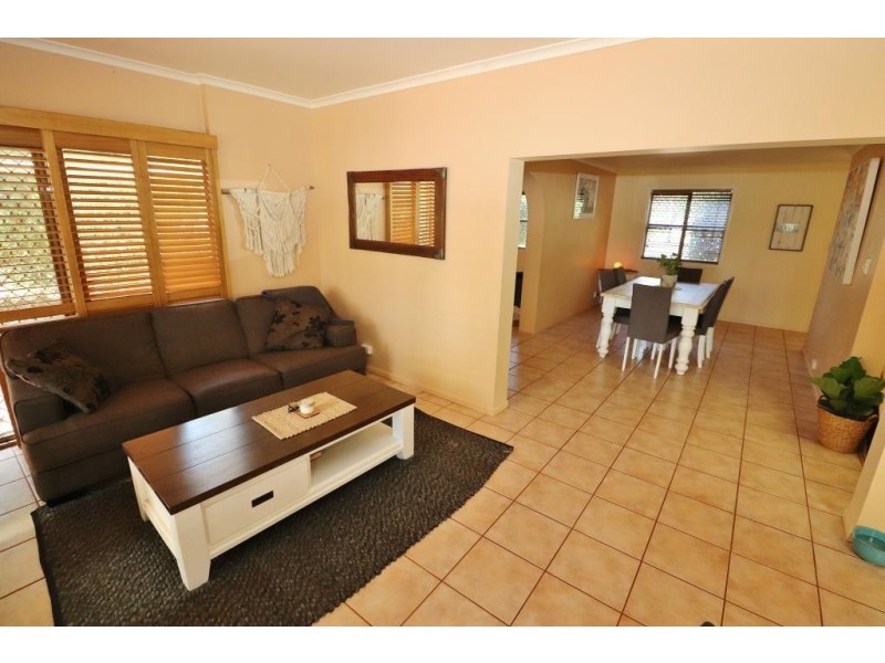 210 Lankowskis, Kingaroy QLD 4610