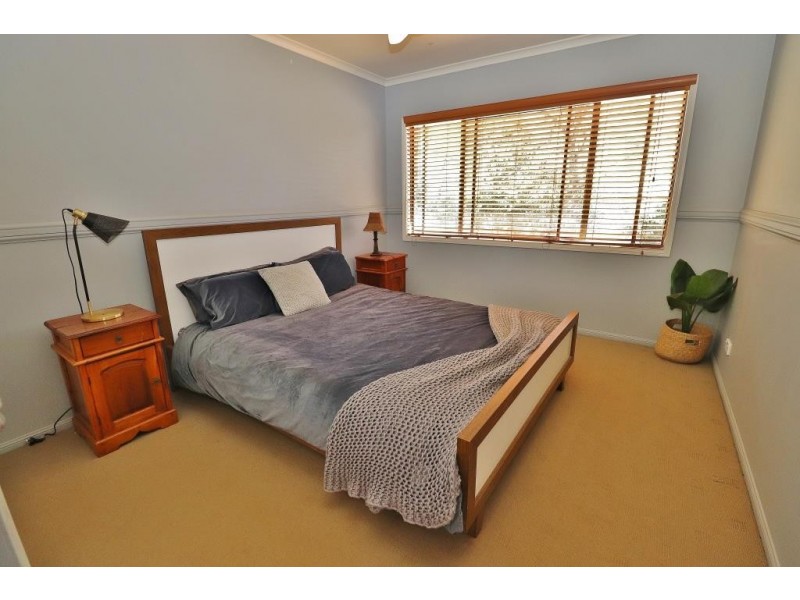 210 Lankowskis, Kingaroy QLD 4610