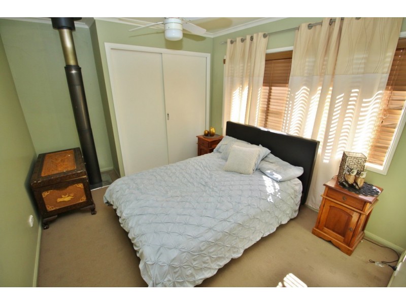 210 Lankowskis, Kingaroy QLD 4610