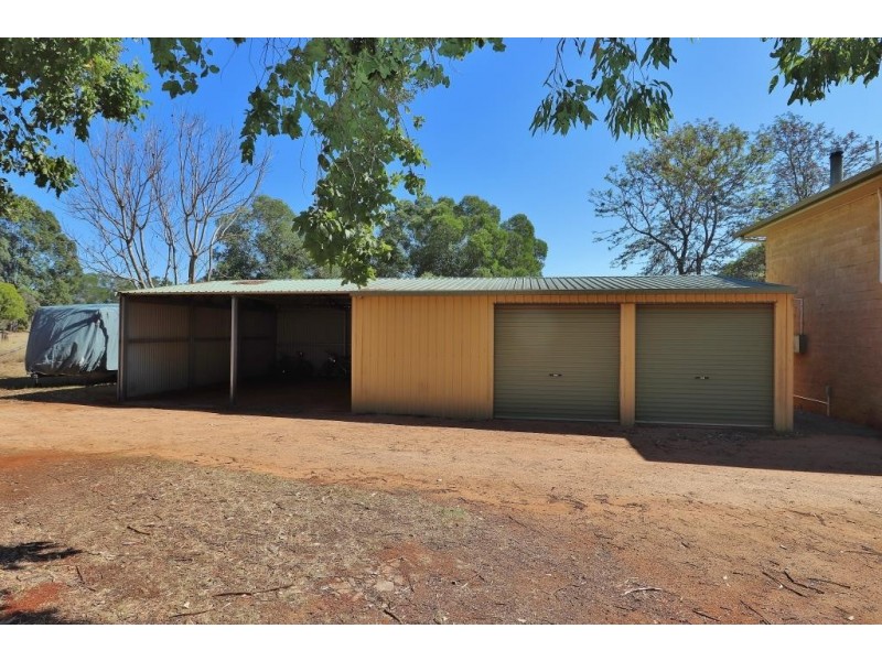 210 Lankowskis, Kingaroy QLD 4610