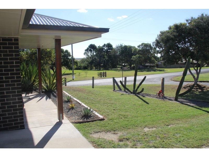 15 MOORE STREET, Kingaroy QLD 4610