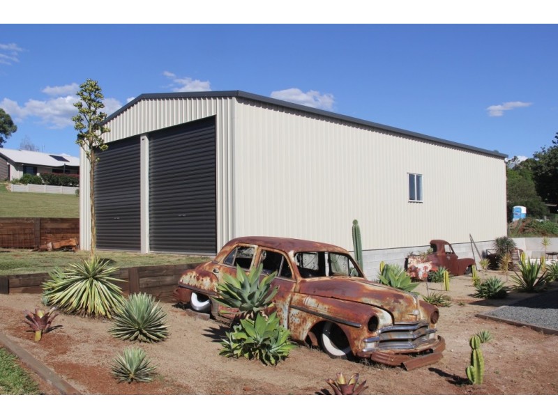 15 MOORE STREET, Kingaroy QLD 4610