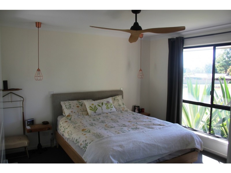 15 MOORE STREET, Kingaroy QLD 4610