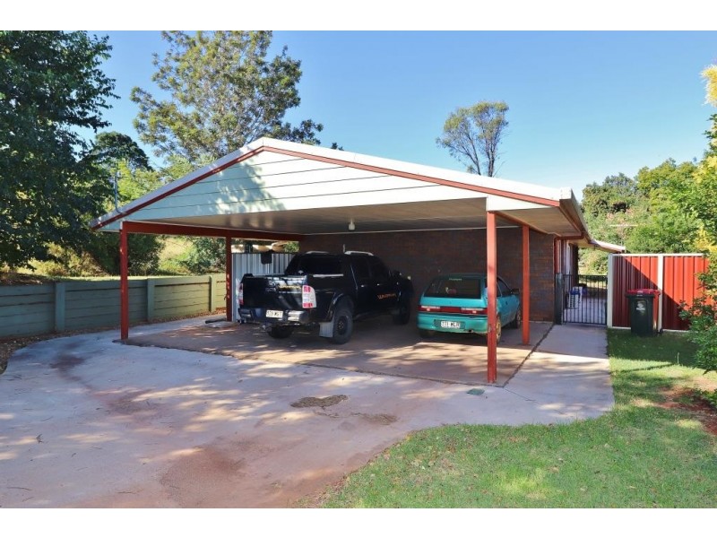 27 NOLAN DRIVE, Kingaroy QLD 4610