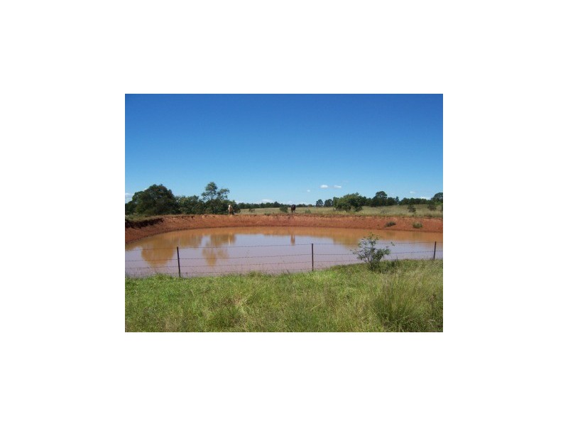 Wattle Grove QLD 4610