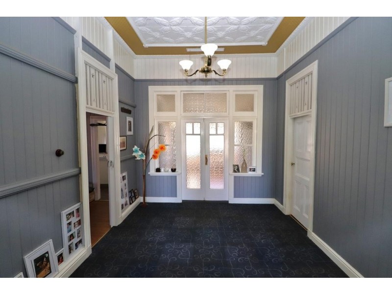 63 FIRST AVENUE, Kingaroy QLD 4610