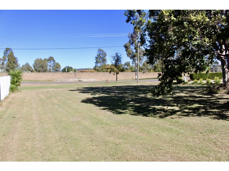 12 ANGEL AVENUE, Murgon QLD 4605