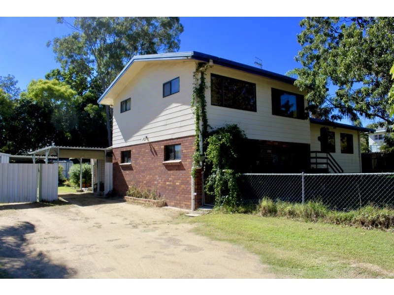 12 ANGEL AVENUE, Murgon QLD 4605