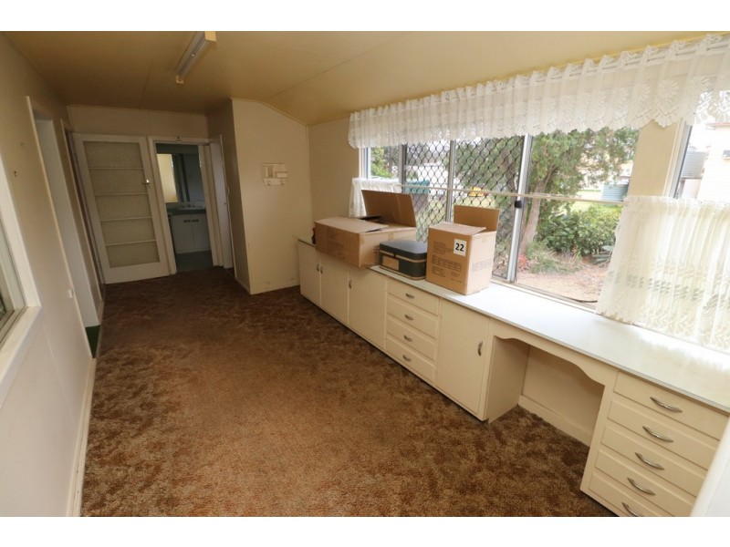 137 YOUNGMAN STREET, Kingaroy QLD 4610
