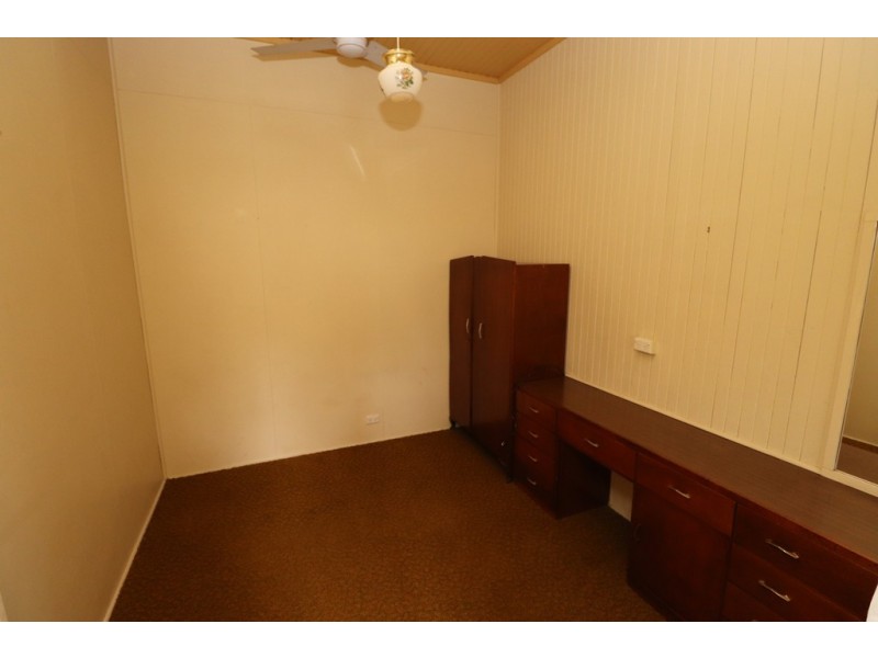 137 YOUNGMAN STREET, Kingaroy QLD 4610