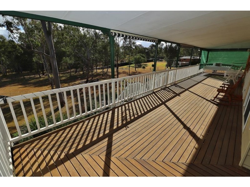 82 HOME STREET, Nanango QLD 4615