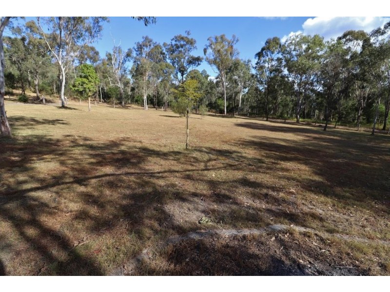 82 HOME STREET, Nanango QLD 4615