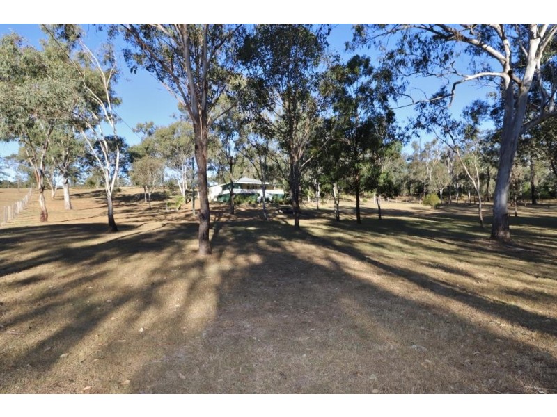 82 HOME STREET, Nanango QLD 4615