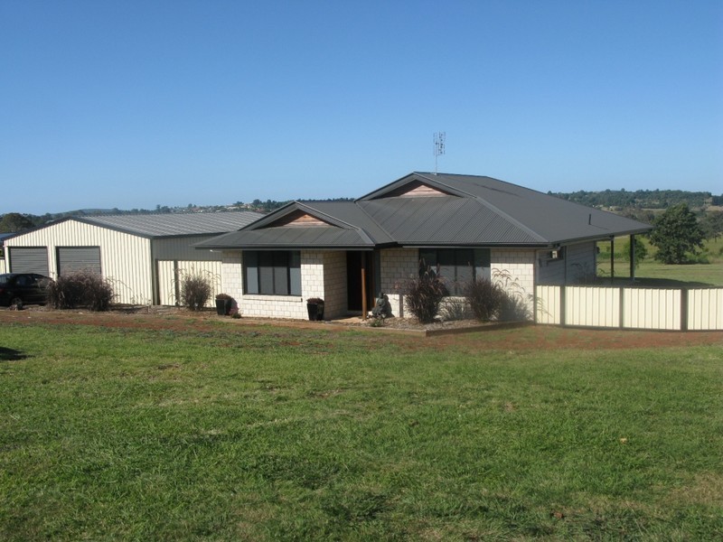 52 Sonaree Drive, Kingaroy QLD 4610