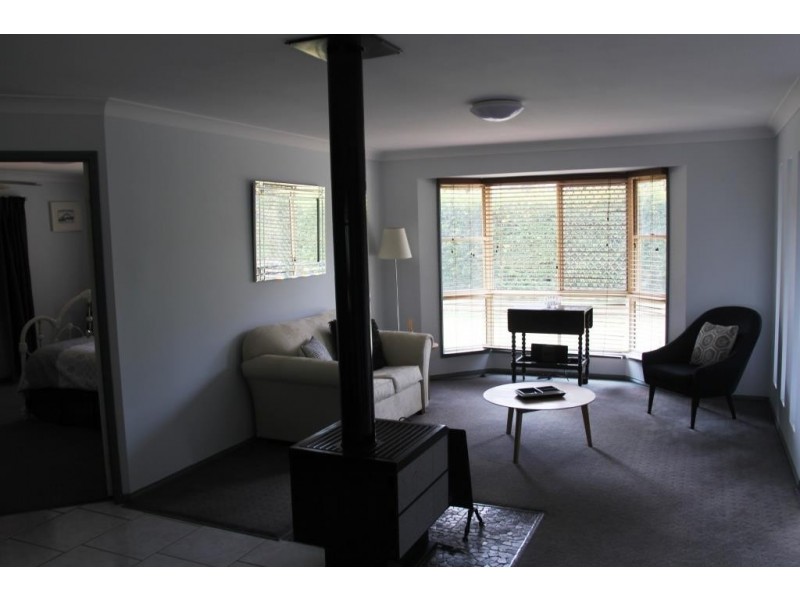 5 GRANT AVENUE, Kingaroy QLD 4610