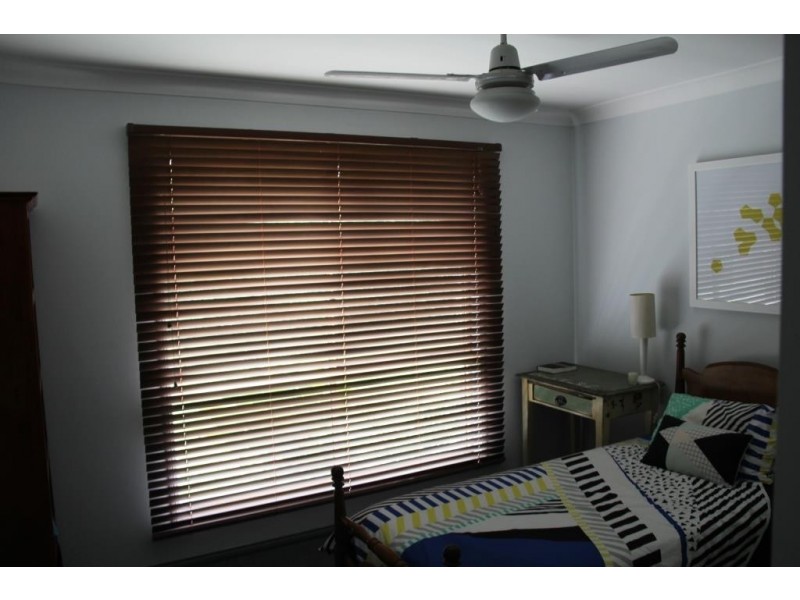 5 GRANT AVENUE, Kingaroy QLD 4610