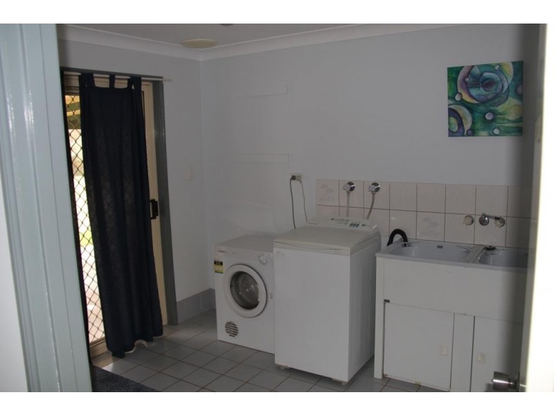 5 GRANT AVENUE, Kingaroy QLD 4610