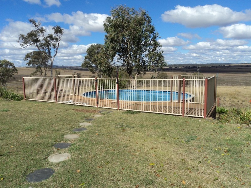 85 Borcharts Road, Kingaroy QLD 4610