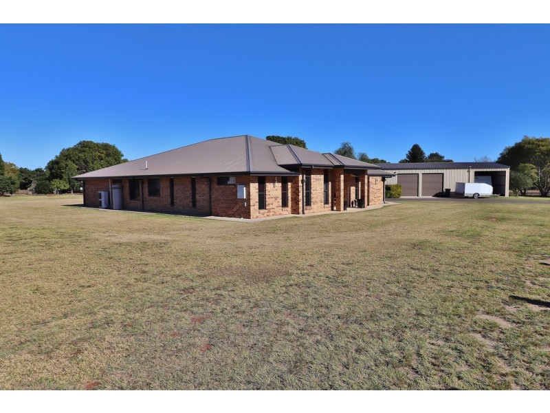 2-4 DARCIE STREET, Booie QLD 4610