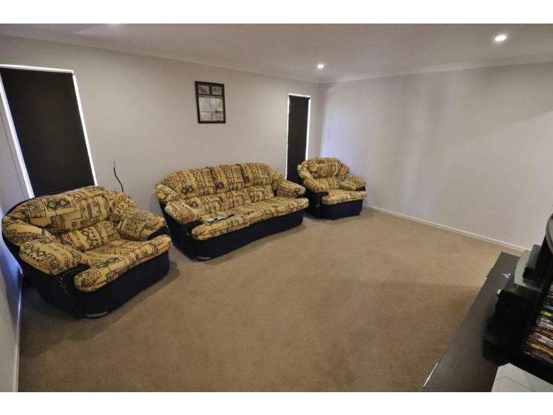 2-4 DARCIE STREET, Booie QLD 4610