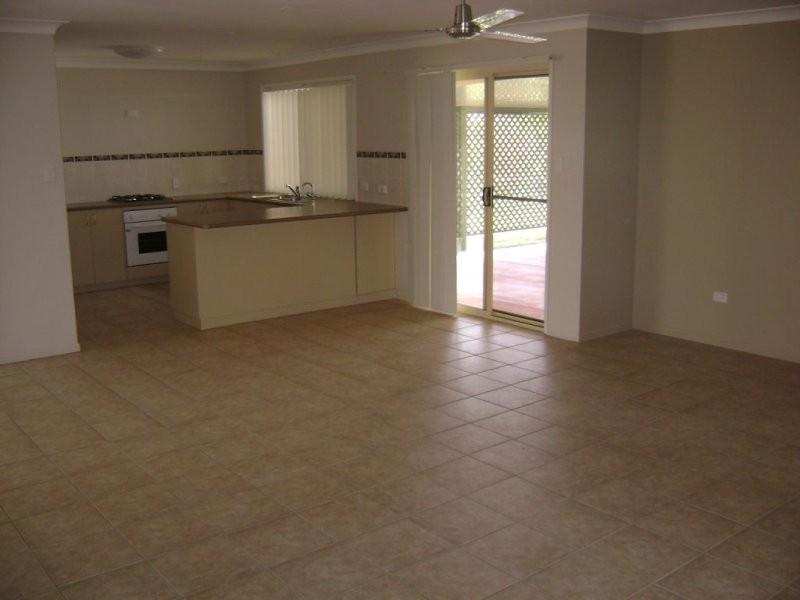 8 Barwick Street, Kingaroy QLD 4610