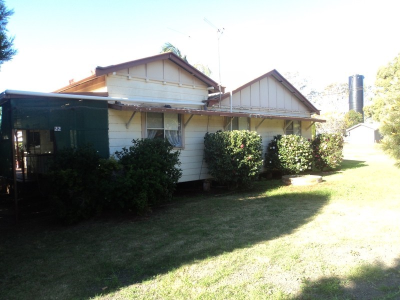 22 Roberts Street, Kingaroy QLD 4610