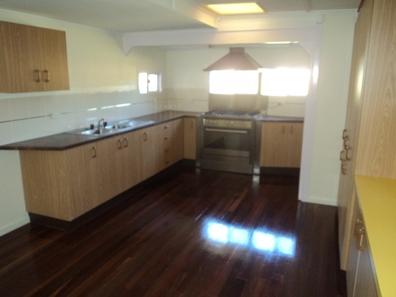 22 Roberts Street, Kingaroy QLD 4610