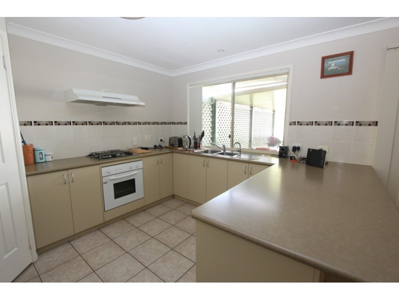 8 Barwick St, Kingaroy QLD 4610