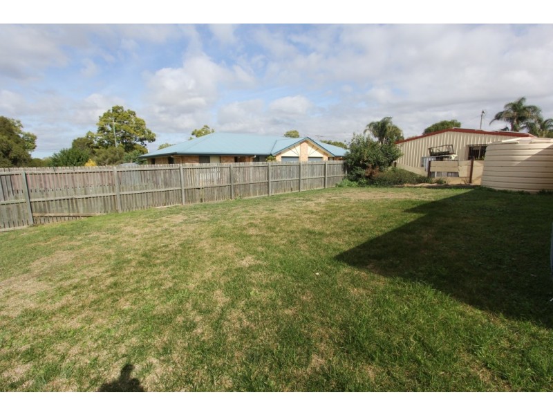8 Barwick St, Kingaroy QLD 4610