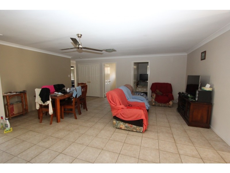 8 Barwick St, Kingaroy QLD 4610