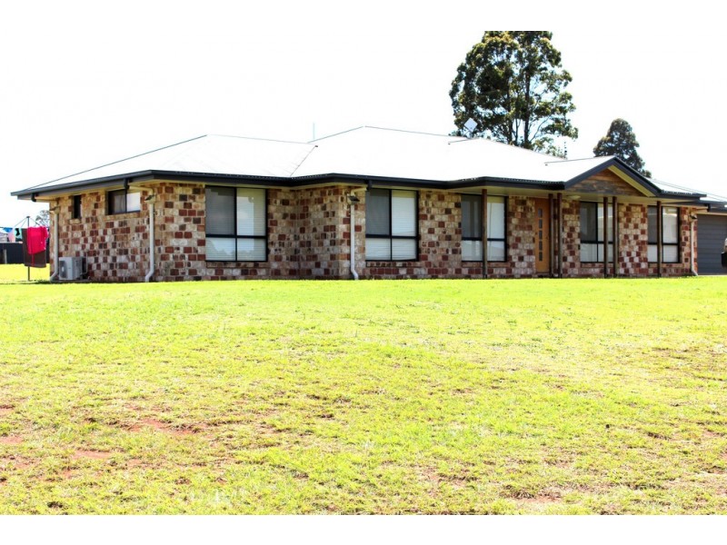 21 ROSELLA PARADE, Kingaroy QLD 4610