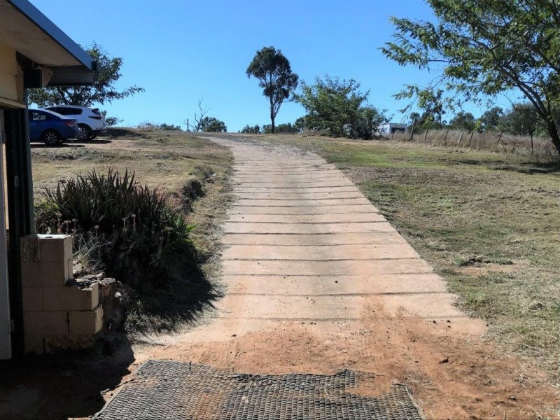 636 OLD ESK NORTH ROAD, South East Nanango QLD 4615