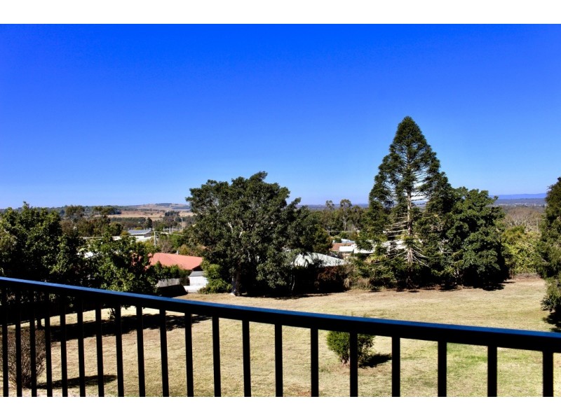 5 KATHY STREET, Kingaroy QLD 4610