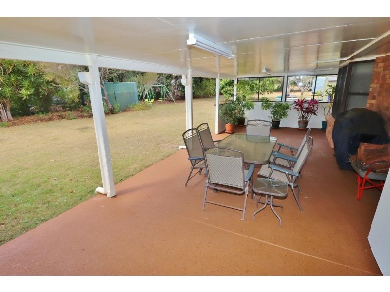 11 TARONG DRIVE, Kingaroy QLD 4610