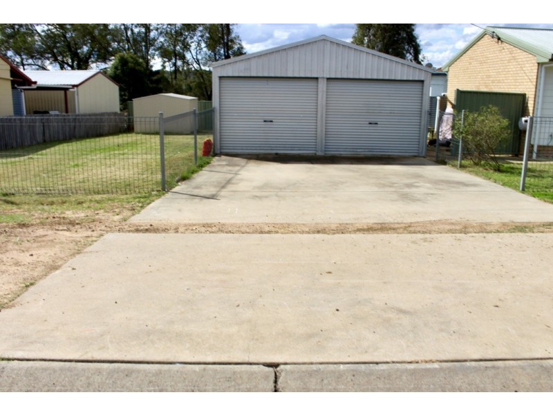 85 CHESTER STREET, Nanango QLD 4615