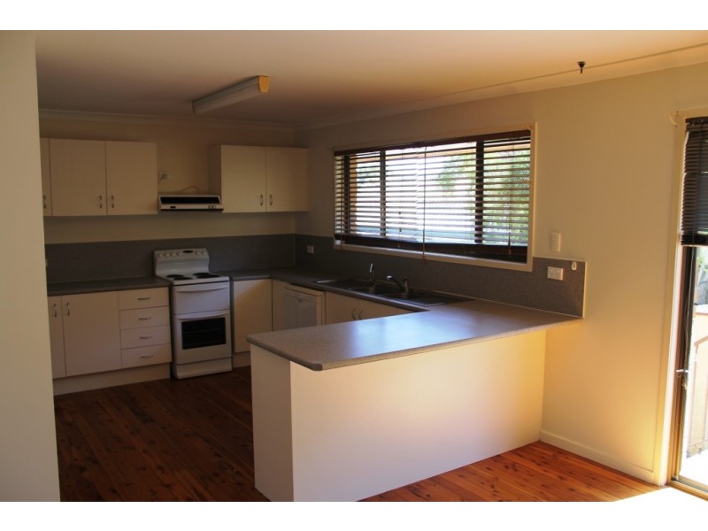 15 HUNTER STREET, Nanango QLD 4615