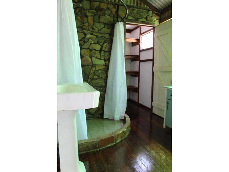 10 MAIN STREET, Hivesville QLD 4612